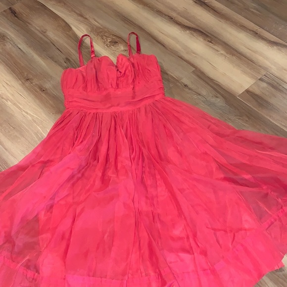Dresses & Skirts - BEAUTIFUL RED VINTAGE PROM DRESS HALLOWEEN?🎃